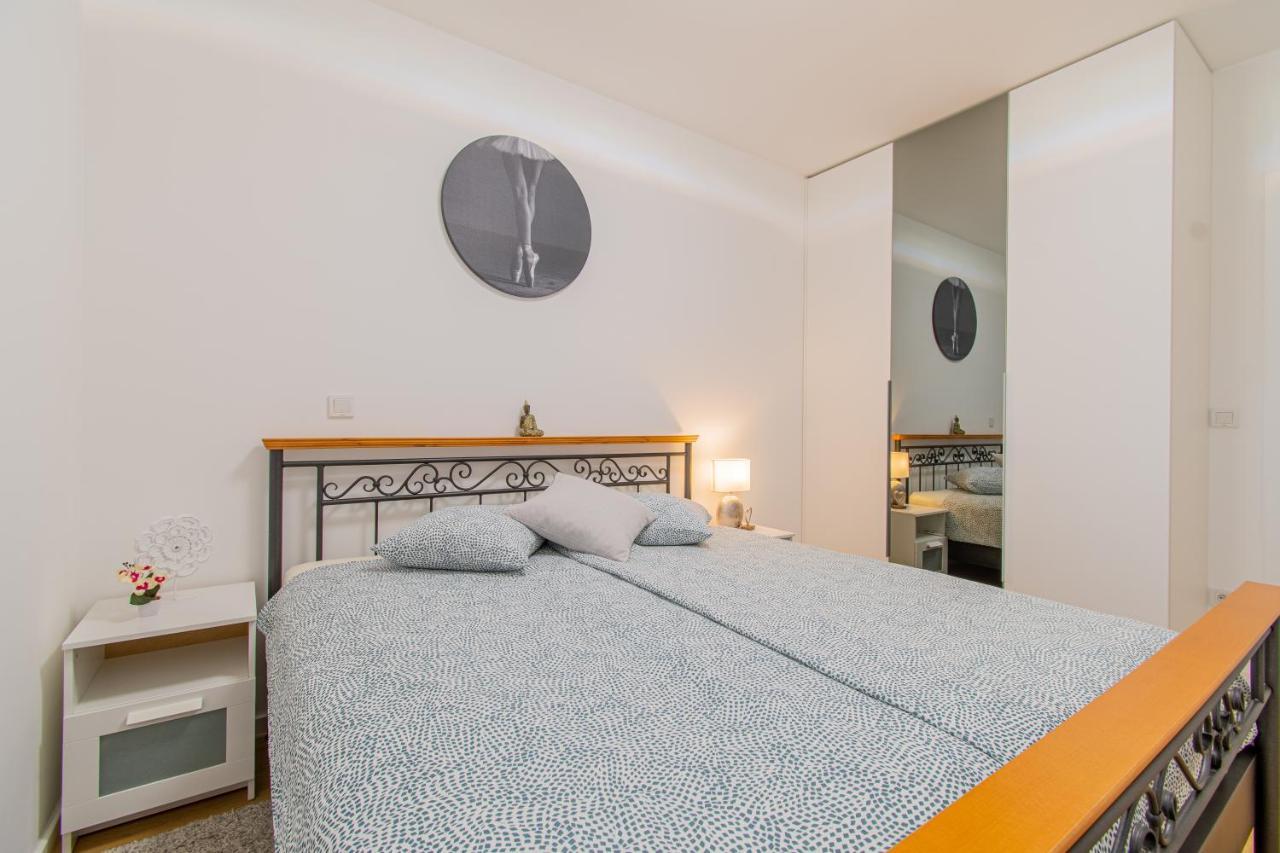 Flexible Selfcheckins 42 - Zagreb - Luxury - Garage Parking - Loggia - Brand New Apartment Exterior foto